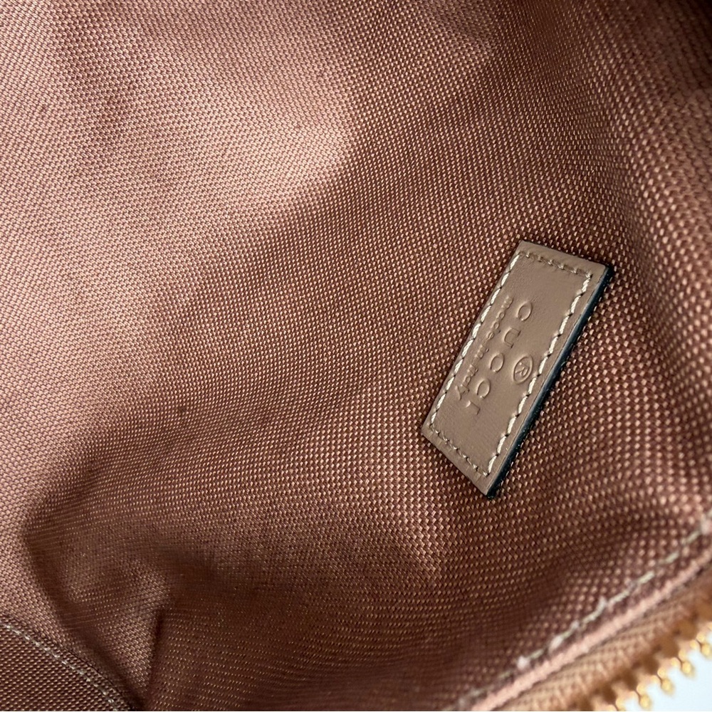 Gucci GG Small Shoulder Bag - Picture 7 of 8